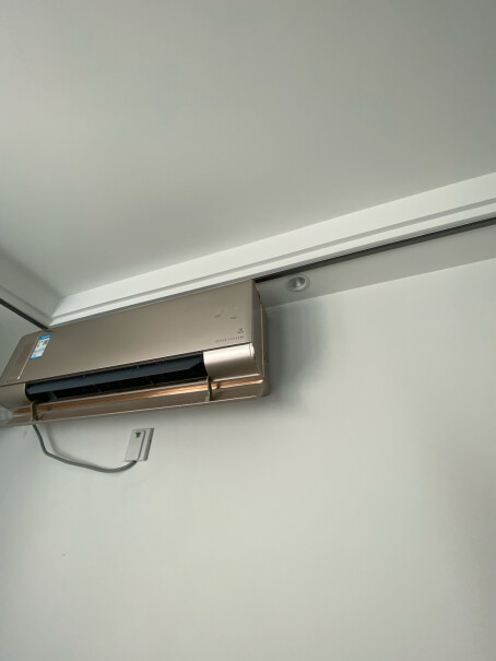 美的（Midea）空调美的(Midea) 新一级 纤白 大1.5匹 智能家电 变频冷暖 壁挂式空调挂机 舒适无风感 以旧换可以入手吗？使用体验？