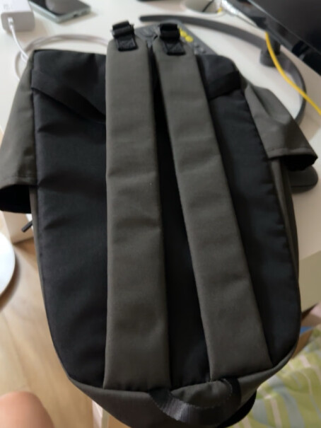 京东京造 轻量小背包10L 2.0点评怎么样？看完这篇评测就行了！
