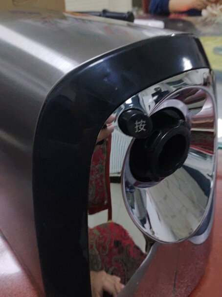 奥克斯绞肉机灌肠机主轴是什么材料的？铝的还是不锈钢的？