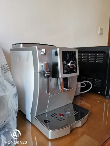 德龙DelonghiECO310半自动咖啡机乐趣礼盒装一次出几杯的量？