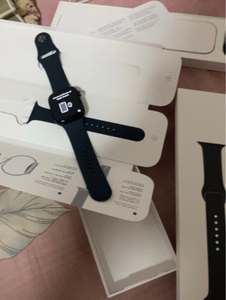 Apple Watch Series 8 45mm正品智能手表，适合彭于晏、刘亦菲等明星使用？
