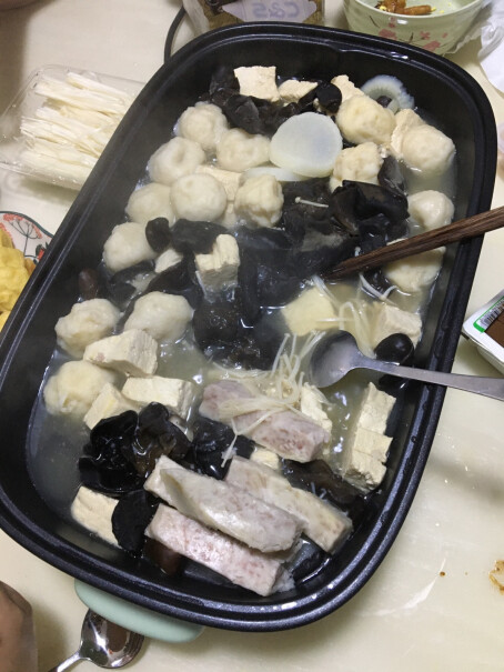 小熊多功能锅多用途锅煮火锅会向外溅汤吗？