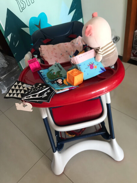 蒂爱儿童餐椅宝宝餐椅这款餐椅跟hagaday相比 怎么样？