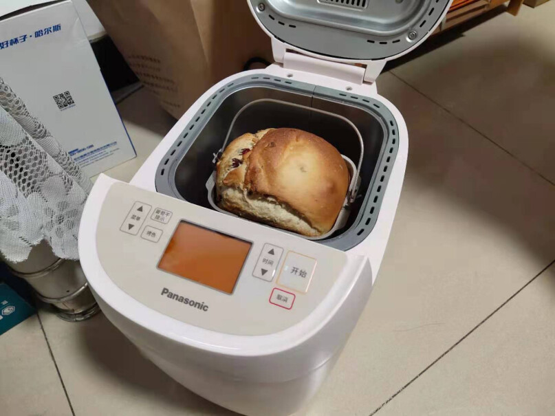 面包机松下SD-PY100面包机全自动家用自动酵母果料投放入手使用1个月感受揭露,质量靠谱吗？