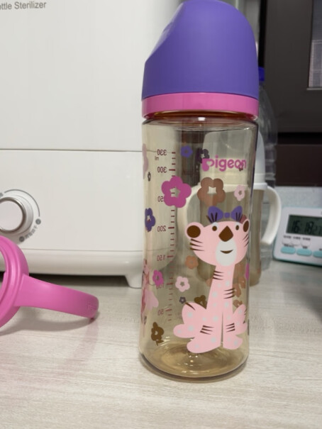 贝亲PPSU奶瓶新生儿宽口径330ml618买的送的吸管配件是什么品牌？