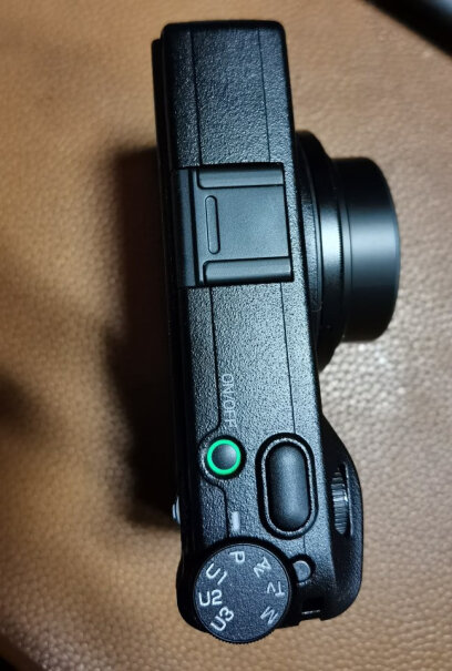 理光GR3数码相机这个相机相比手机拍照的优势在哪里？