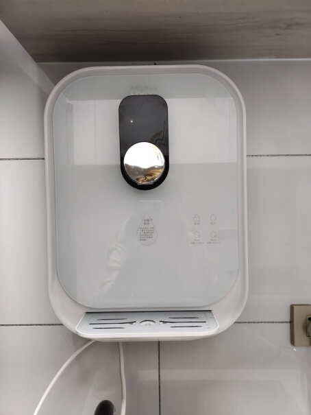 海尔管线机壁挂式速热即热式饮水机可以和净水器一起用吗，把净水器出的水加热？