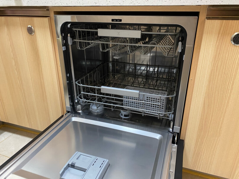 云米8套嵌入式家用洗碗机WIFI全智能除菌烘干存一体商家给安装吗？