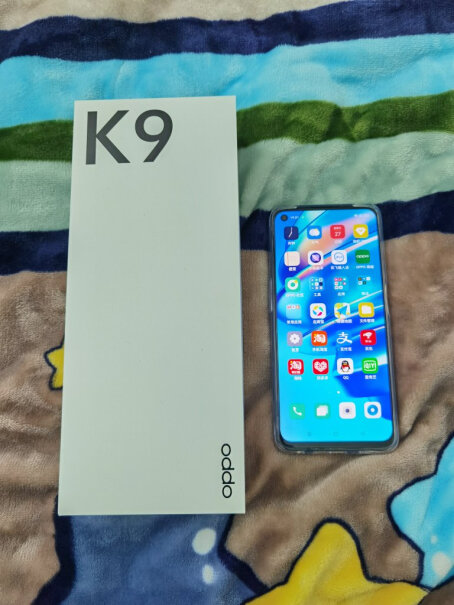 OPPOK9s这个和红米K40哪个值得入手，不玩游戏？