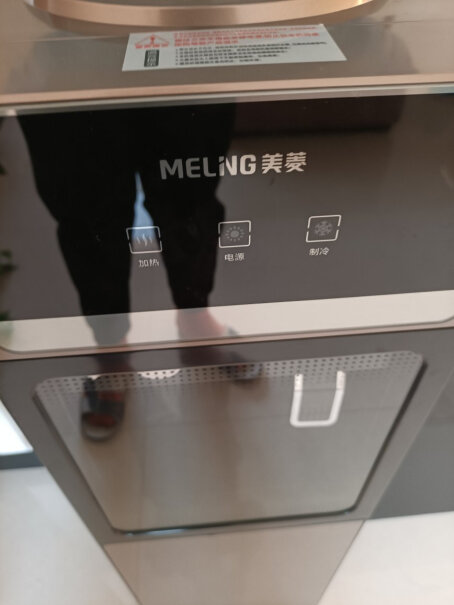 美菱饮水机家用立式办公双开门柜式温热型饮水器MY-L109为什么不能保温？