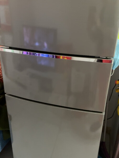 海尔BCD-253WDPDU1这款冰箱是不是响两三声才启动？