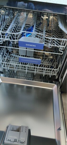 西门子独立式家用智能洗碗机亲们，235b01235b00有什么不一样？哪一款更好？