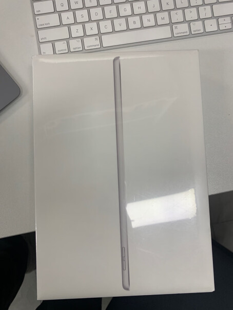 Apple iPad 10.2英寸平板电脑 2021款第9代（64GB WLAN版带不带笔，键盘？