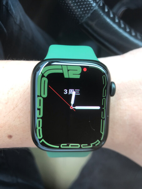 Apple Watch 7 GPS款智能手表iWatch用AirPods可以调音质么？会比iPhone上差么？