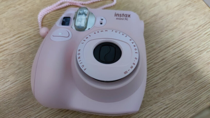 富士instax mini7+蓝自带相纸可以拍多少张照片呀？