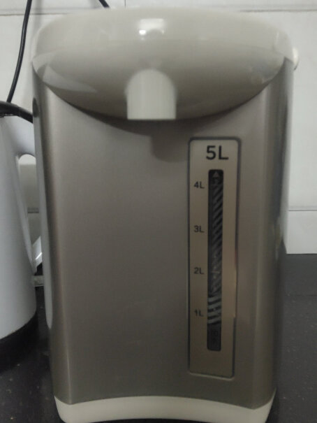 电水壶-热水瓶美的电水壶电热水瓶304不锈钢热水壶5升电热水瓶网友诚实不欺人！分析应该怎么选择？