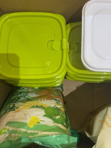 餐盒保鲜盒便当盒储物盒780ML+830ML微波炉茶花饭菜要注意哪些质量细节？亲身体验诉说？