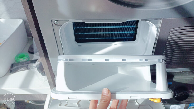 小天鹅烘干机直排式家用干衣机带紫外线的，烘完有没有臭氧那种怪味啊？