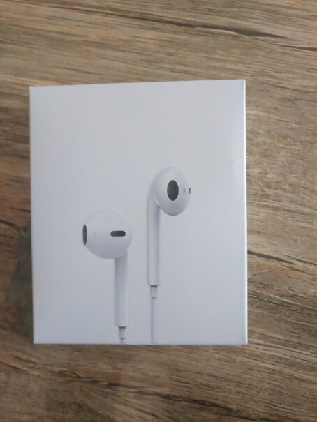 维肯耳机有线半入耳式适用苹果vivo小米oppo华为荣耀安卓安卓苹果都可以用吗？