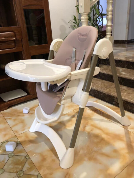 婴幼儿餐椅Pouch帛琦好用吗？功能介绍？