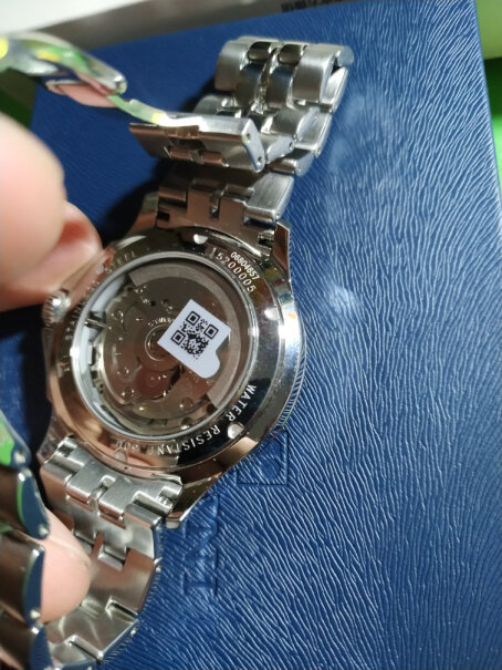 罗西尼ROSSINI手表表带会不会褪色，多久？