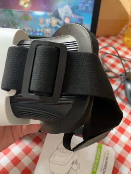 千幻魔镜VR-巴斯光年镜片模糊吗？