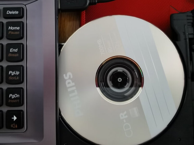 飞利浦CD-R光盘光盘汽车CD机可以用吗？