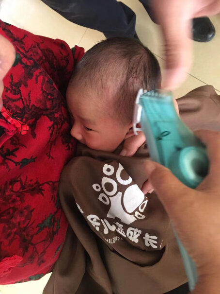 婴儿理发器如山LUSN婴儿理发器自动吸发充电理发器哪个性价比高、质量更好,要注意哪些质量细节！