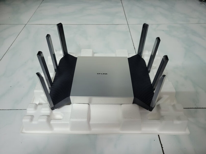 TP-LINK千兆路由器AC1200无线家用请问为什么wifi连好了却没有网络，上不了网？就像连了个假wifi一样，有遇到这种情况的吗？