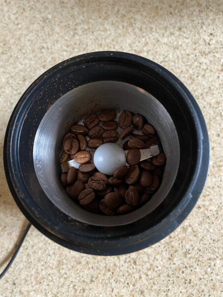 德国Derlla咖啡豆研磨机电动磨豆机咖啡磨粉机超细家用黑色能用水清洗吗？