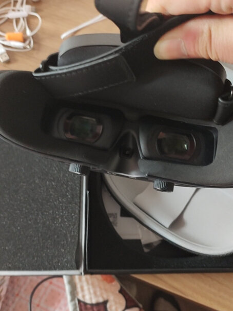 VR眼镜GOOVIS LITE 头戴显示器评测性价比高吗,评测哪一款功能更强大？