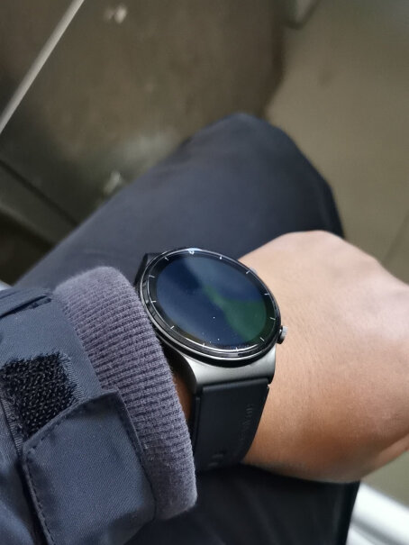 华为WATCH GT 2 Pro ECG智能手表时尚款是两个表带吗？