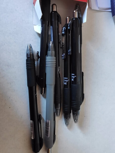 笔类日本斑马牌中性笔0.5mm子弹头按制啫喱笔一定要了解的评测情况,应该怎么样选择？