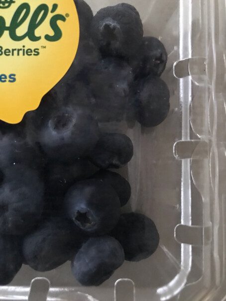 Driscoll's 怡颗莓 当季云南蓝莓原箱12盒装 约125g这个酸吗，比超大果口感差多少？
