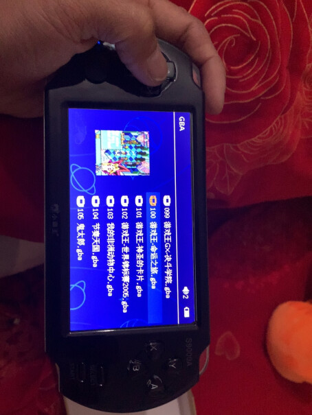 小霸王psp游戏机掌机怀旧大屏有游戏卡插口吗？