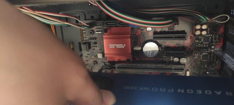 AMD WX 3100 显卡打LOL如何？