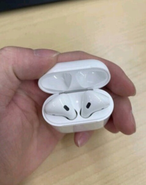 AppleA+专享AirPodsiPhone蓝牙耳机充电使用怎么样？测评大揭秘！