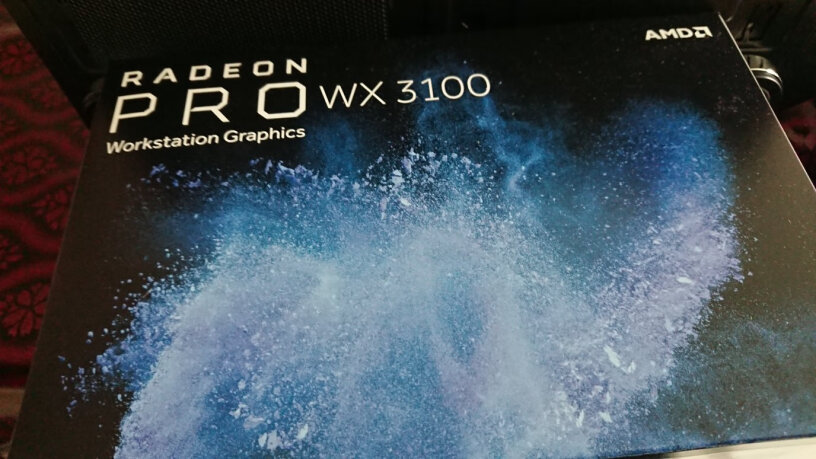 AMD WX 3100 显卡有没试过WIN10一装驱动，立刻黑屏的？