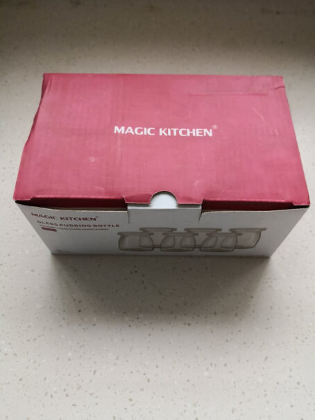 魔幻厨房MagicKitchen烘培模具酸奶杯有盖子吗？