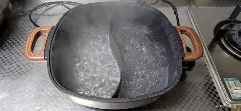 苏泊尔电火锅家用多功能电热锅电煮锅6L汤容易干吗？