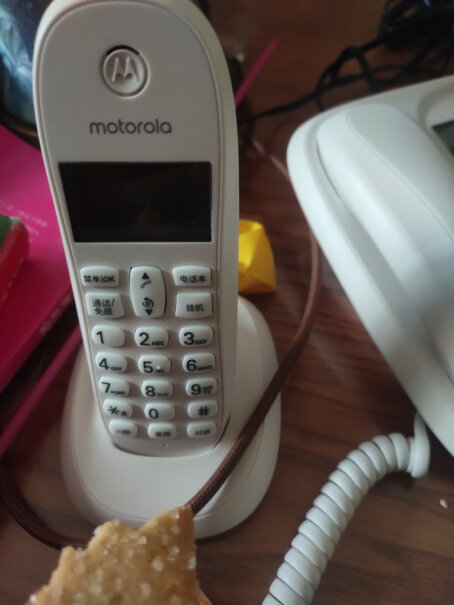 摩托罗拉Motorola数字无绳电话机无线座机主机显示屏需要电池吗？