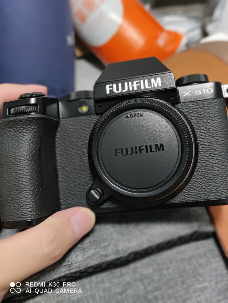 微单相机富士X-S10微单相机评测哪款值得买,究竟合不合格？