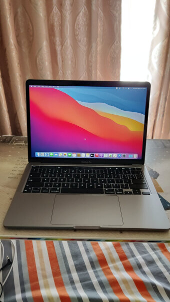 AppleMacBook可以玩原神吗，效果怎样？卡吗？