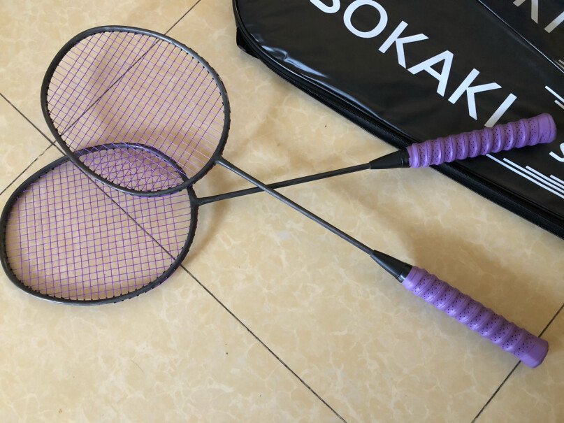 羽毛球拍索凯奇SOKAKI超轻5U全碳素羽毛球拍毛坯1支装多少钱？评测分析哪款更好？