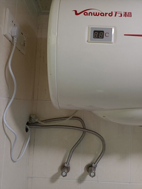 万和12升燃气热水器智能自适温之前小区是液化气管道的，现在改成天然气的，不知道需不需要换接头之类的？