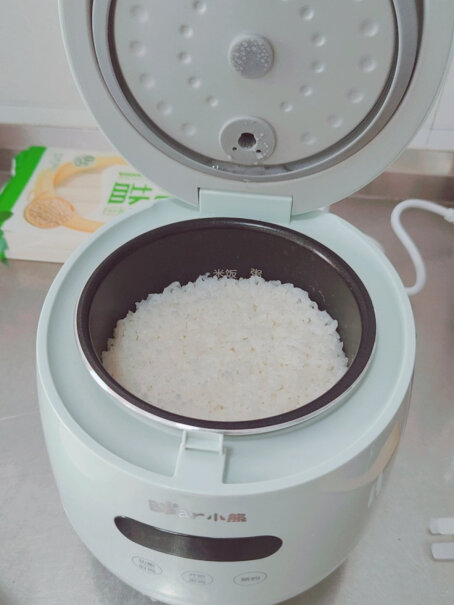 小熊电饭锅防溢迷你柴火米饭家用预约多功能煮出的米饭软香吗？口感如何？