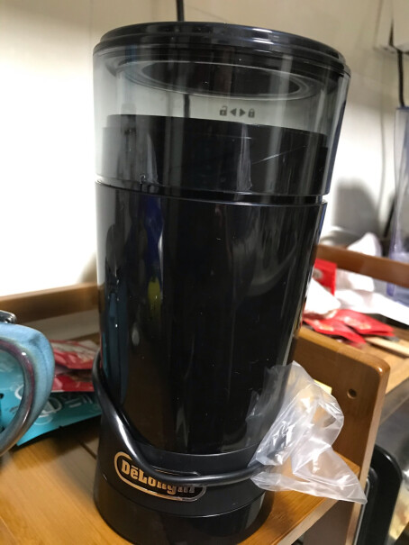 德龙DelonghiECO310半自动咖啡机乐趣礼盒装打出来的奶泡可以拉花？