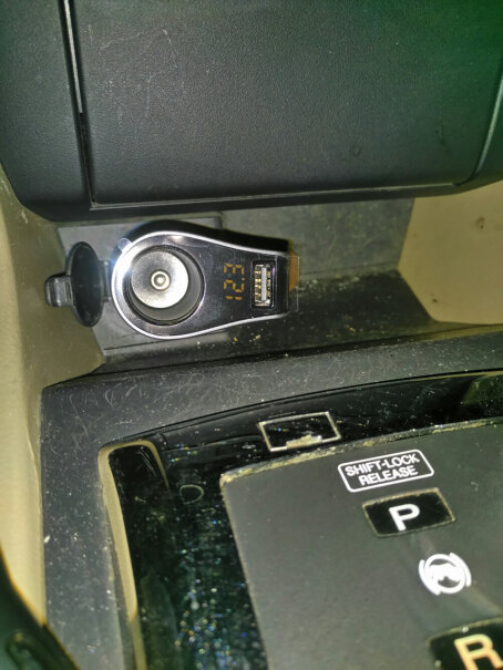车载充电器现代车载充电器车充快充一拖三HY-10三USB点烟扩展器一定要了解的评测情况,这样选不盲目？