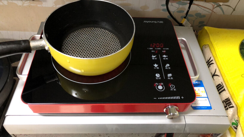 九阳Joyoung电陶炉电磁炉红外线款的普通压力锅可以用吗？