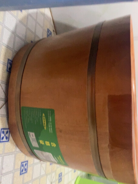 英玛仕橡木桶泡脚桶足浴盆是带电烧水的吗？